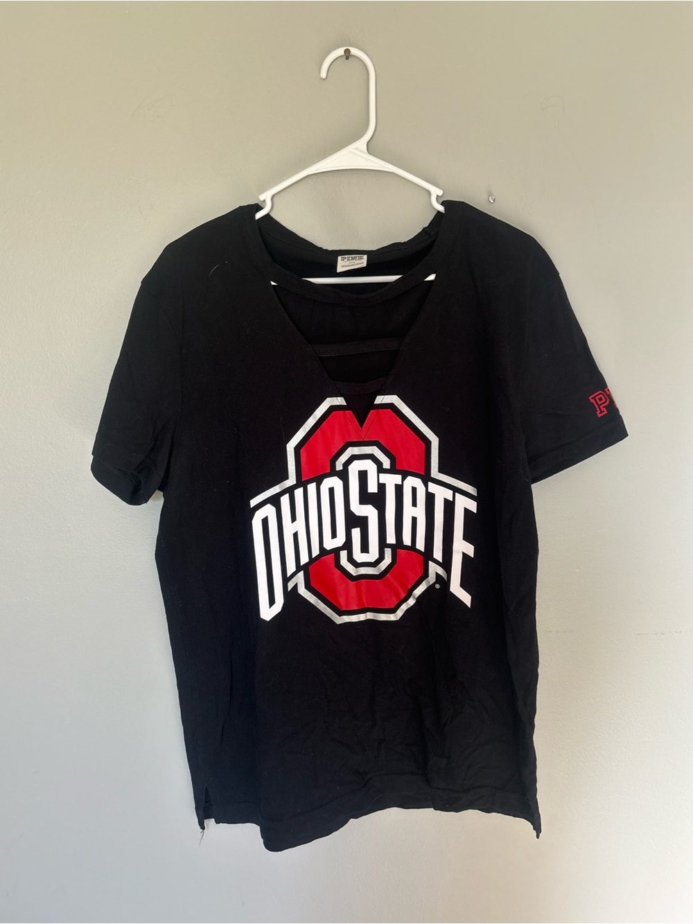 PINK Victoria's Secret Black Ohio State V-Cut Short Sleeve Tee with Red Logo